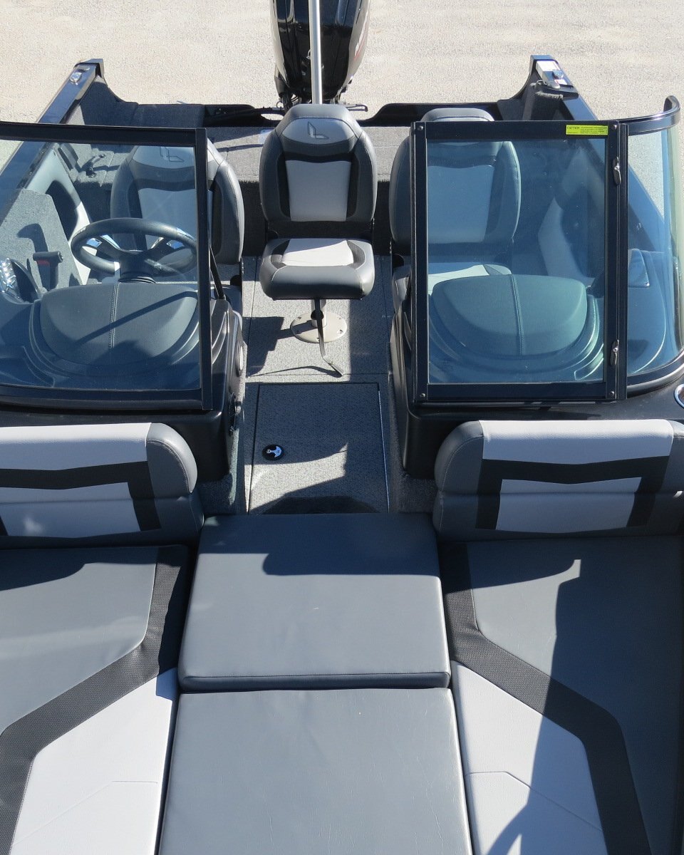 2025 LOWE BOATS FISH & SKI 1700