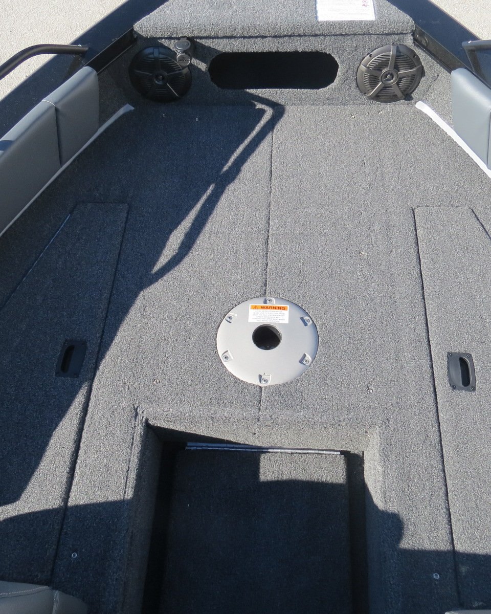 2025 LOWE BOATS FISH & SKI 1700