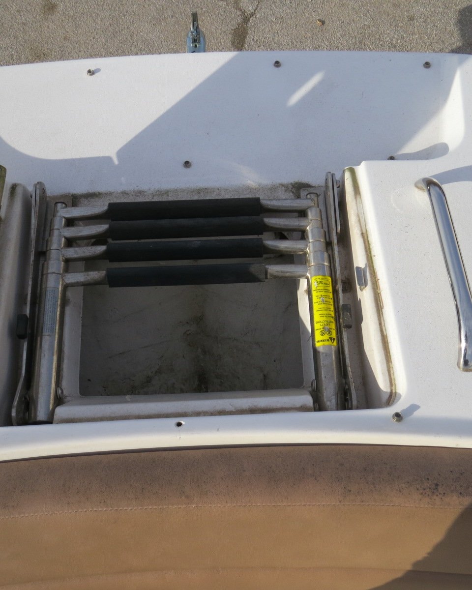 2009 Four Winns SL262