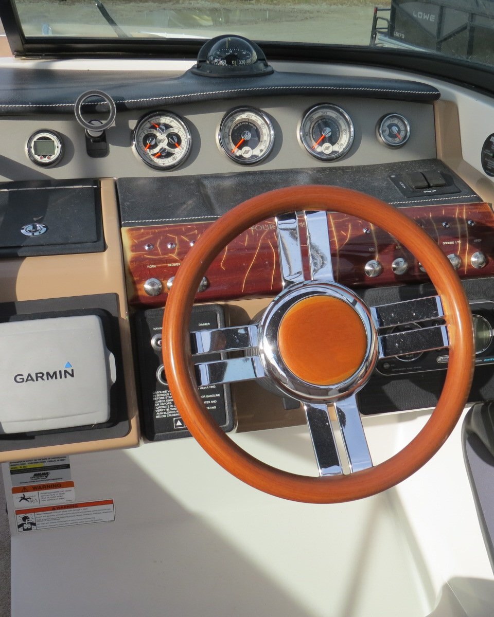 2009 Four Winns SL262