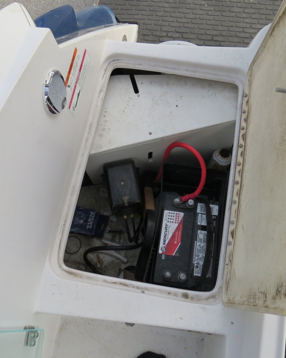 2009 Four Winns SL262