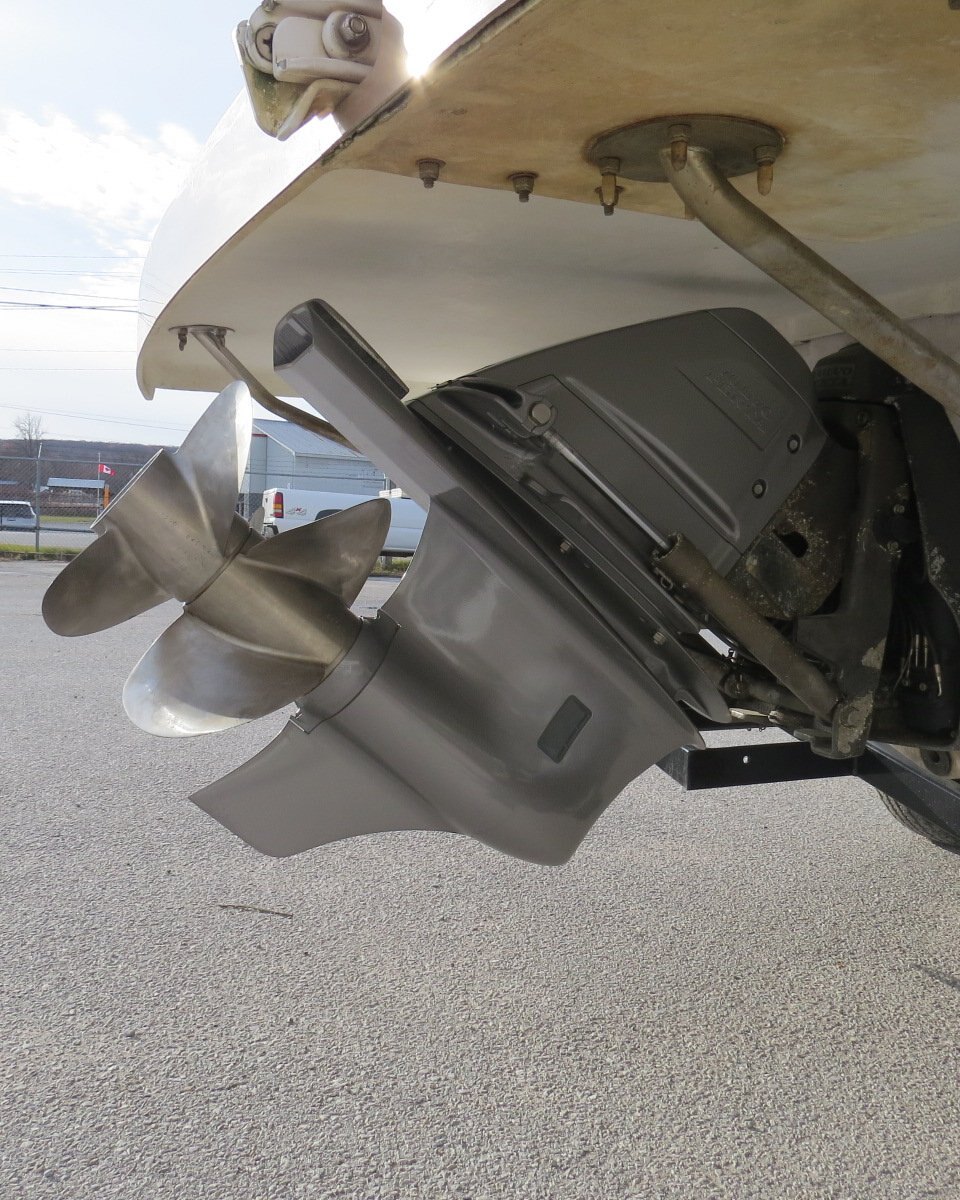 2009 Four Winns SL262