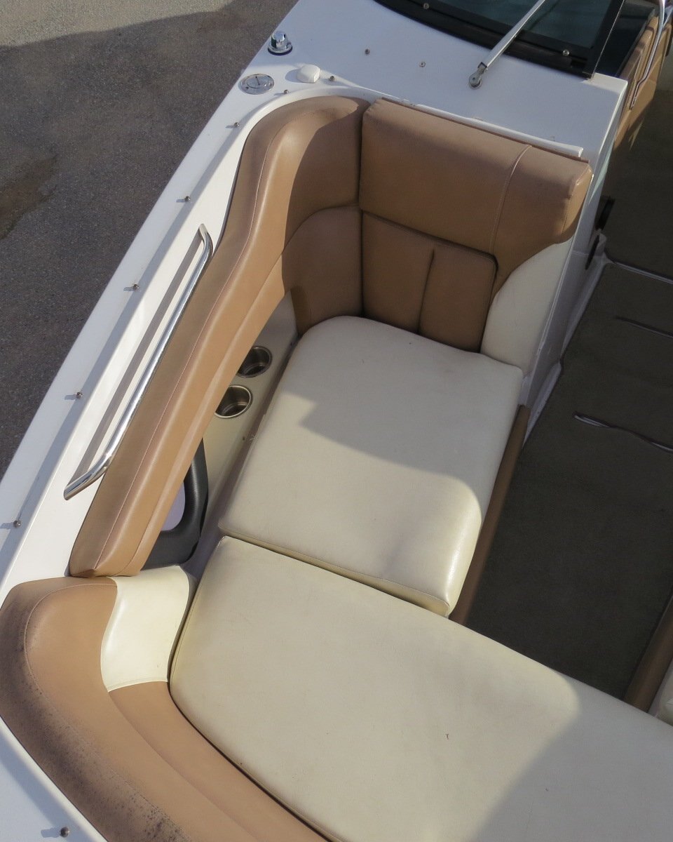 2009 Four Winns SL262