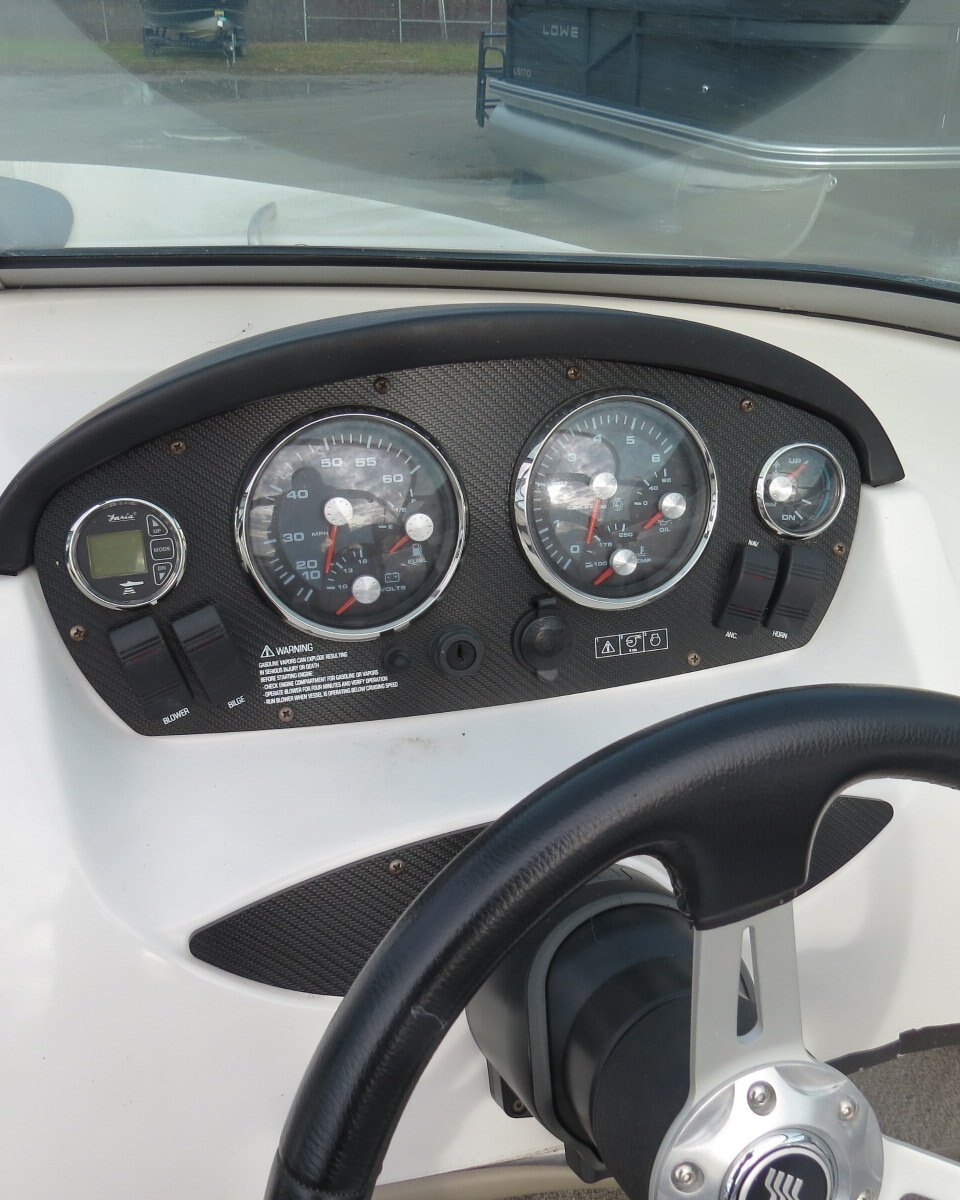 2011 Four Winns H180