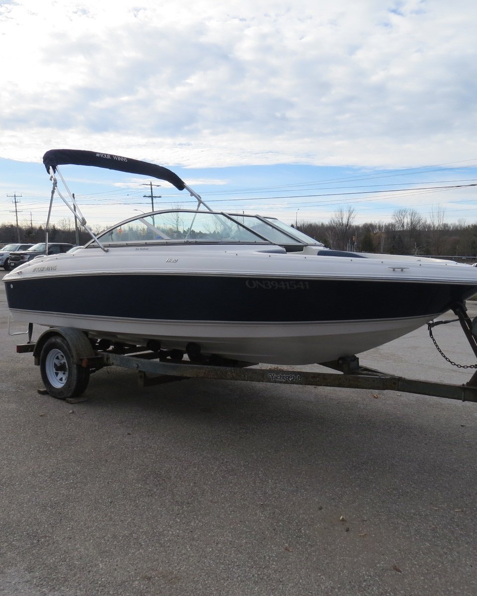 2011 Four Winns H180