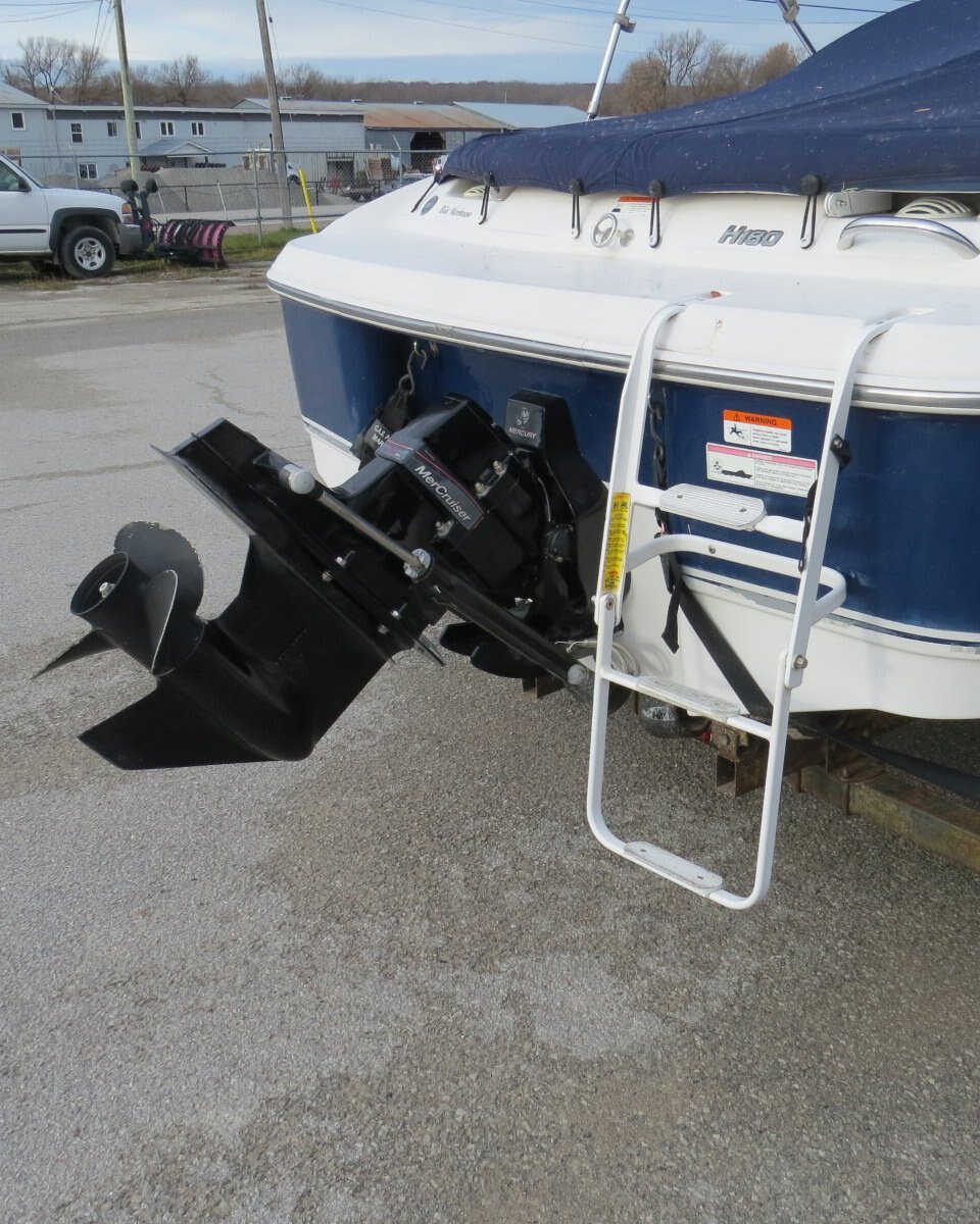 2011 Four Winns H180