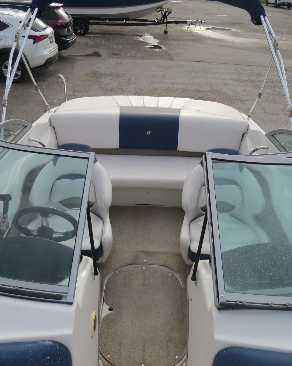 2011 Four Winns H180