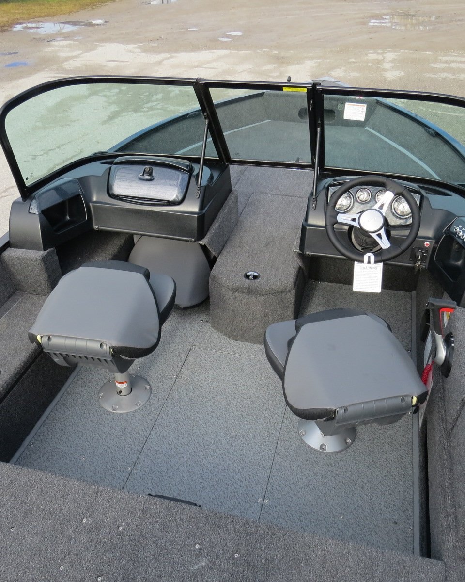 2026 LOWE BOATS FM1775WT