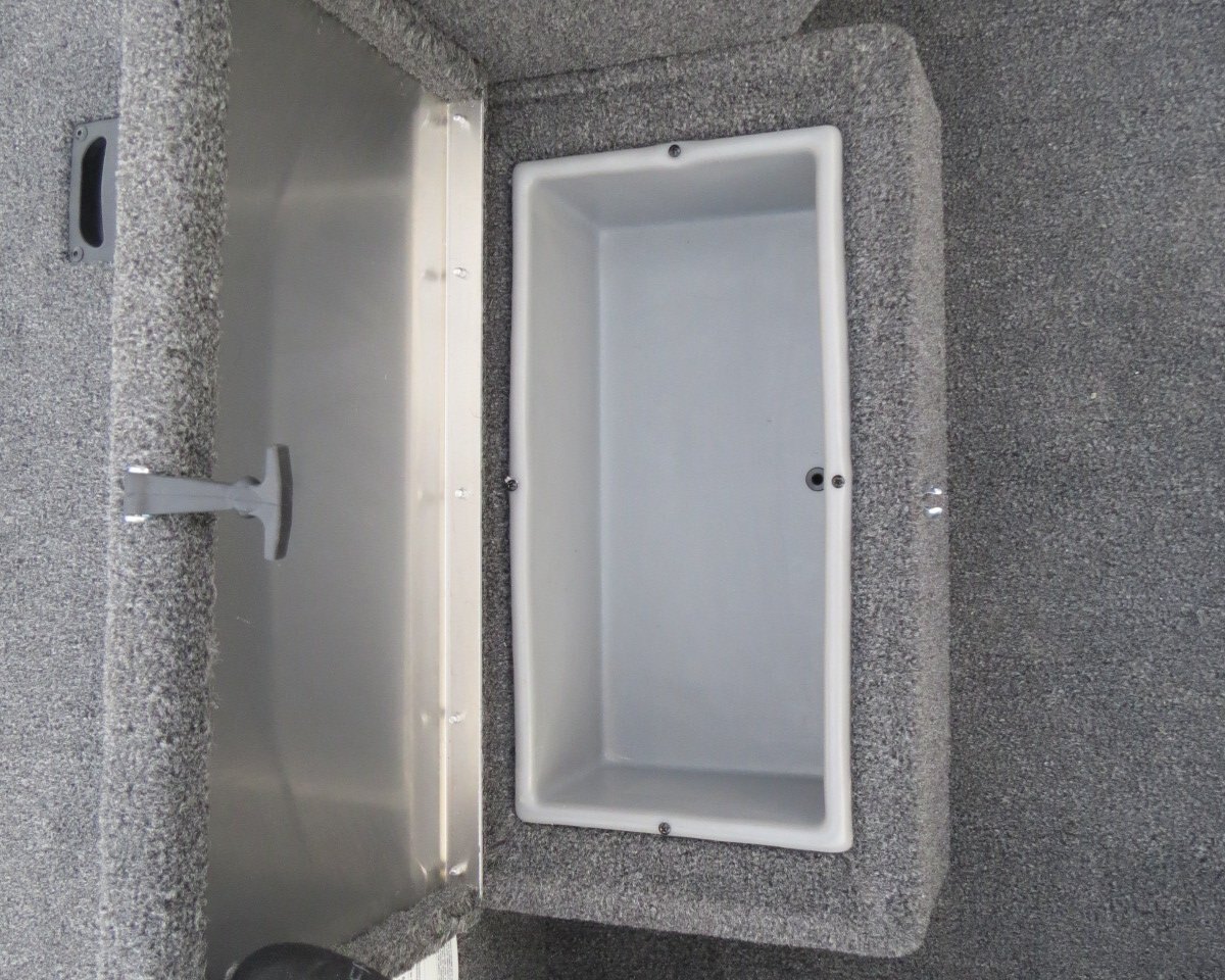 2026 LOWE BOATS SKORPION 17