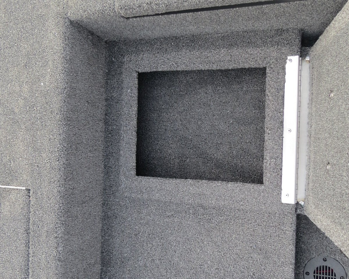 2026 LOWE BOATS SKORPION 17