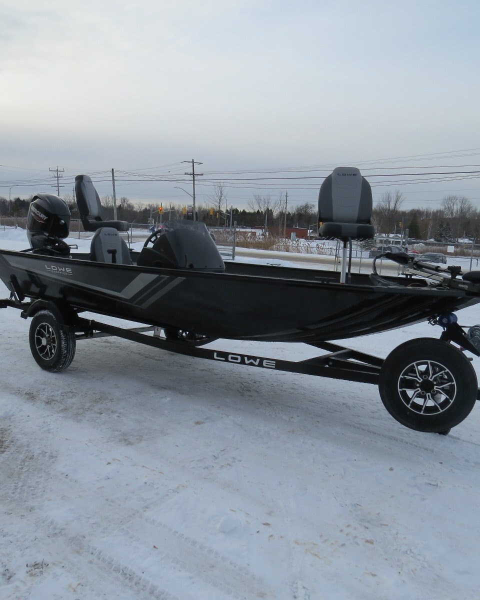 2026 LOWE BOATS SKORPION 17