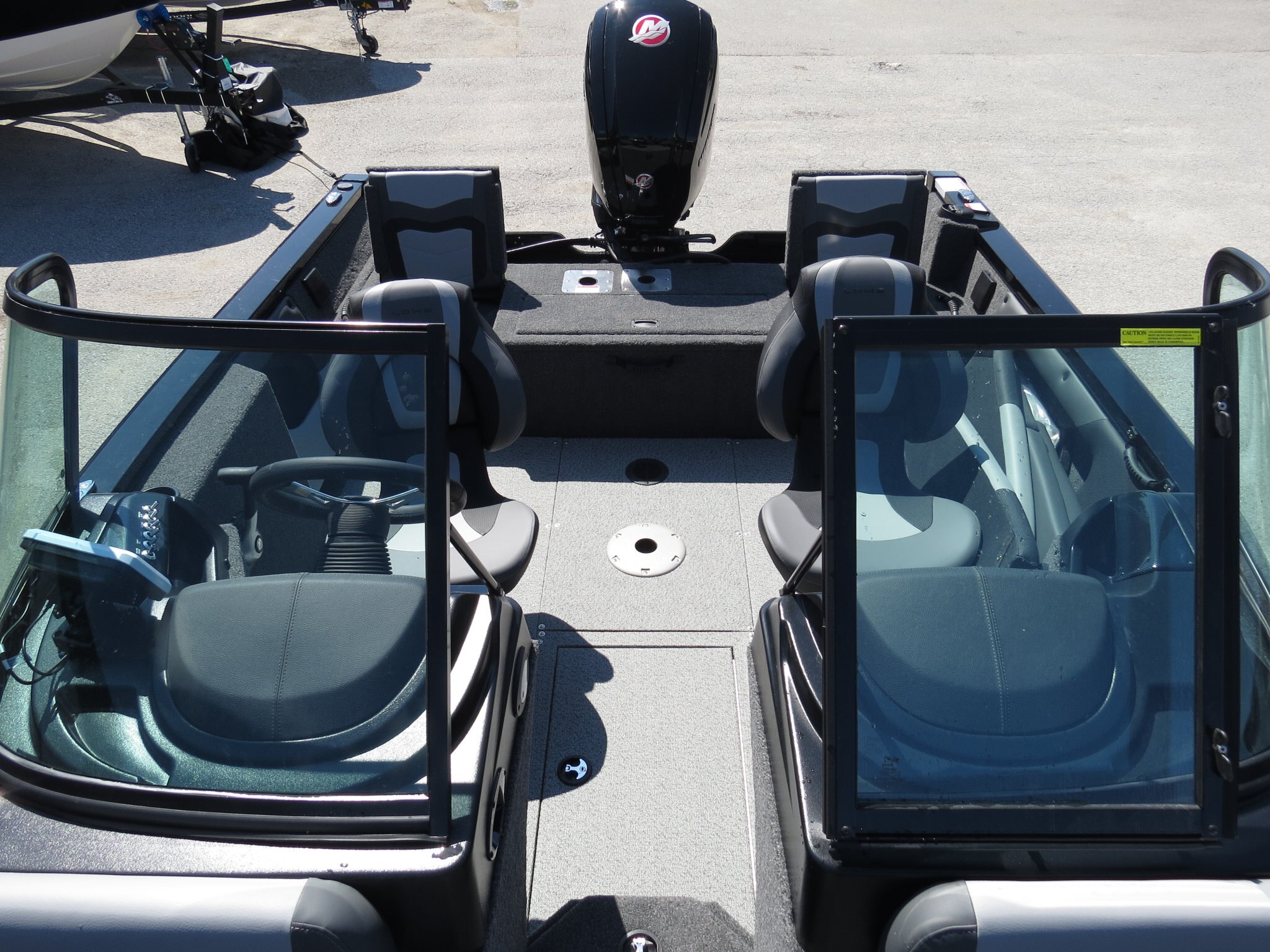 2026 LOWE BOATS FISH & SKI 17
