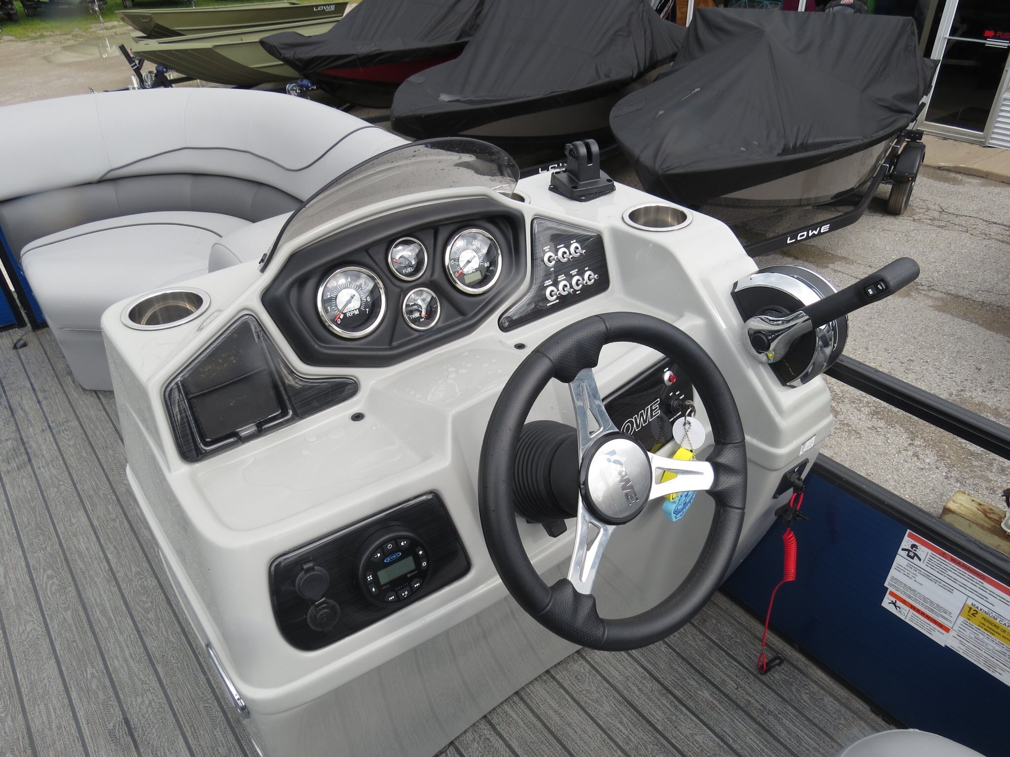 2021 LOWE SS210 V WITH MERCURY 115HP