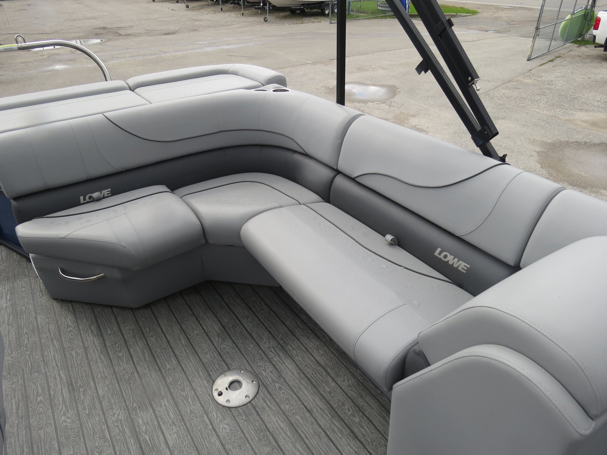 2021 LOWE SS210 V WITH MERCURY 115HP