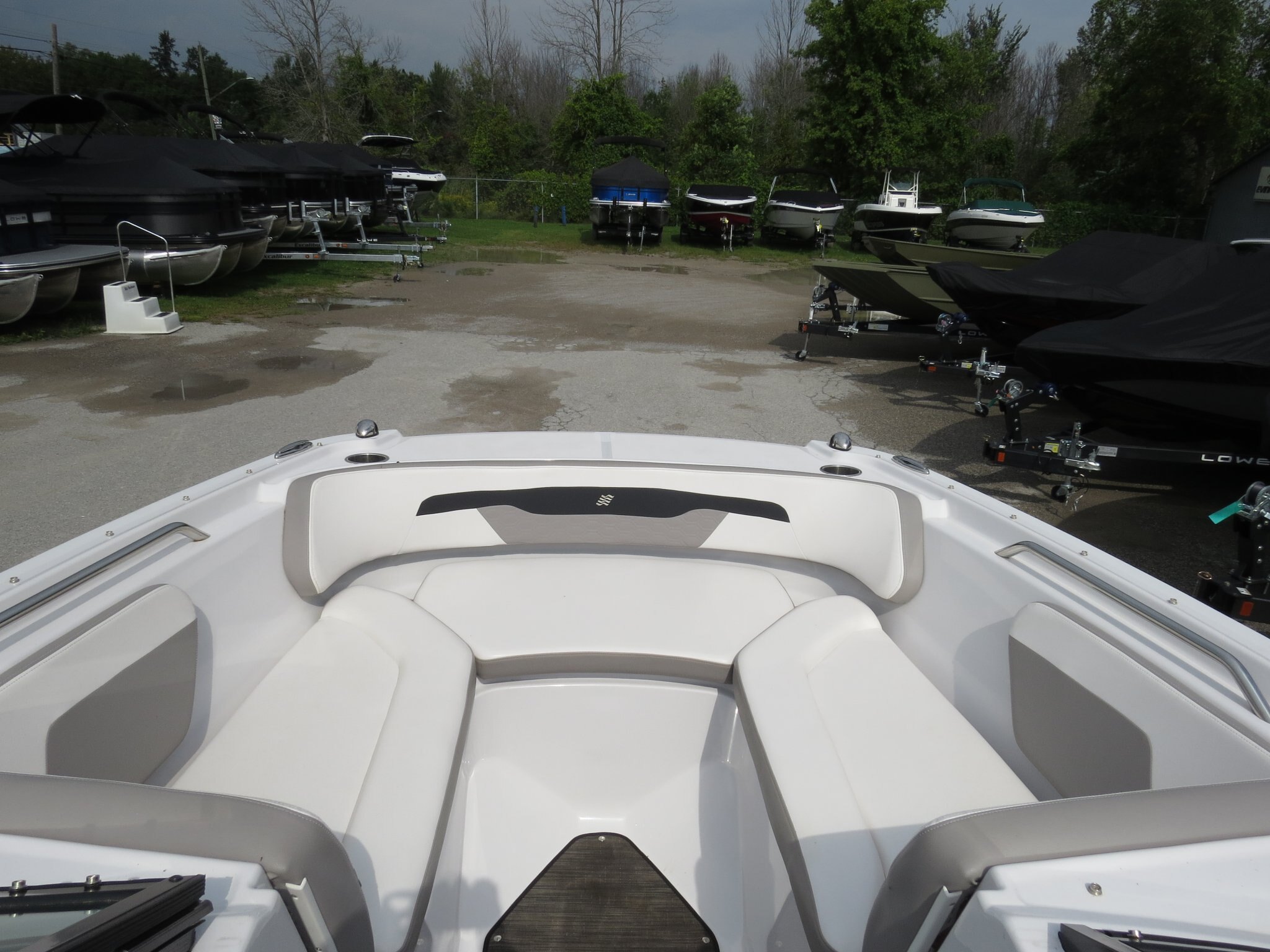2018 FOUR WINNS HD200