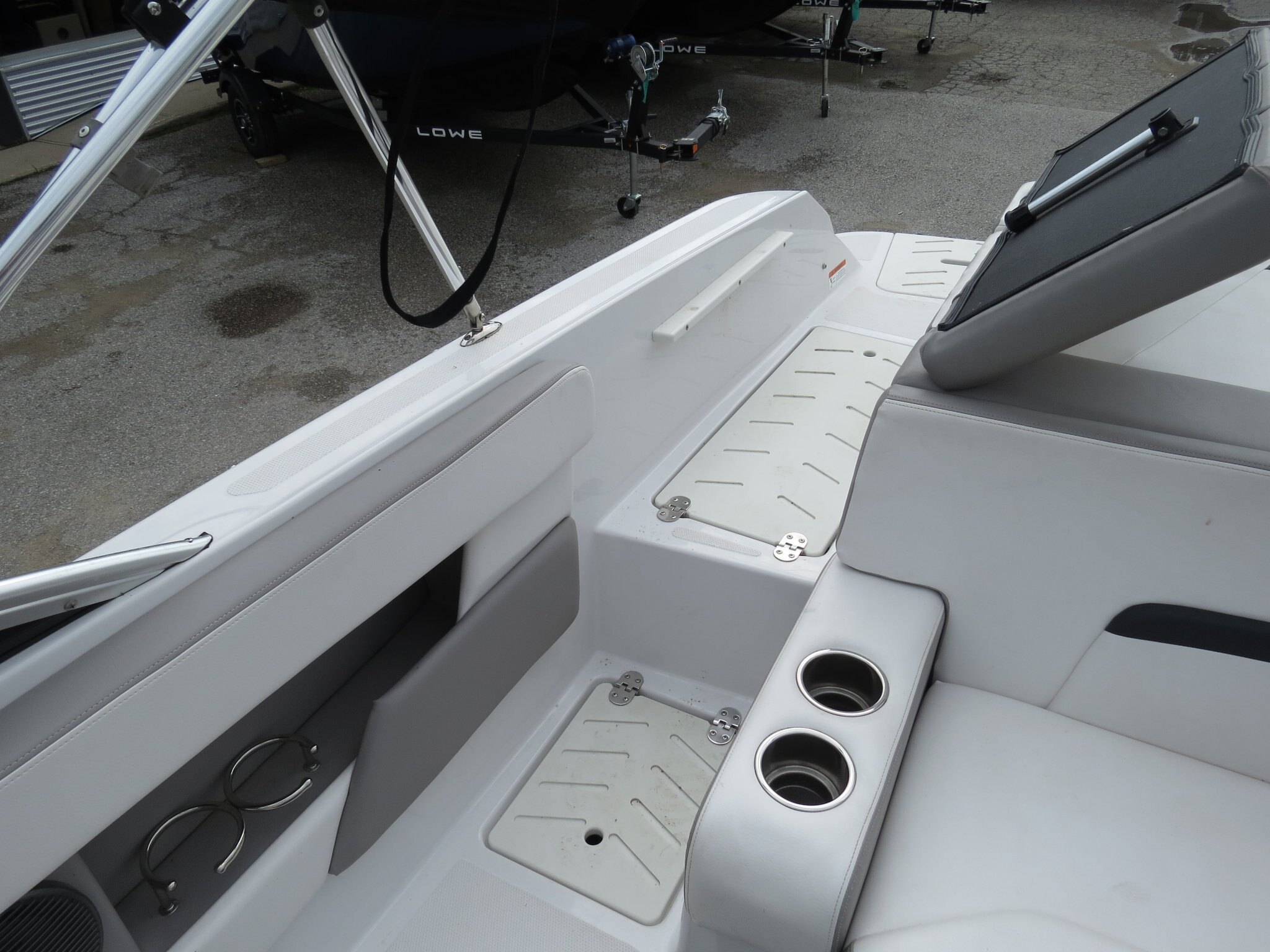 2018 FOUR WINNS HD200