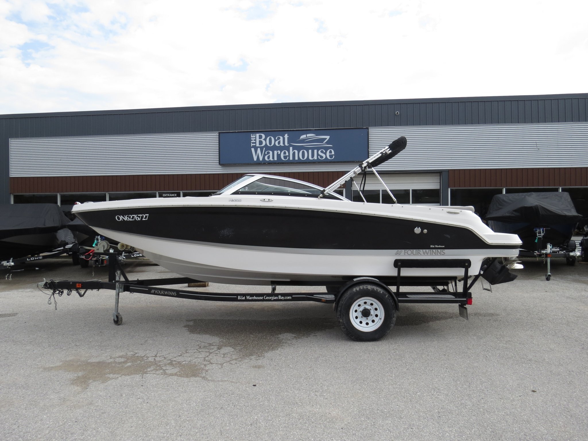 2018 FOUR WINNS HD200
