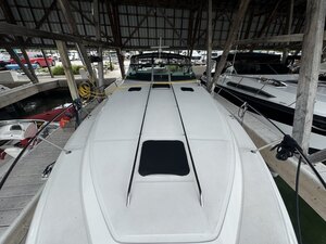 1992 Sea Ray 370 Express Cruiser