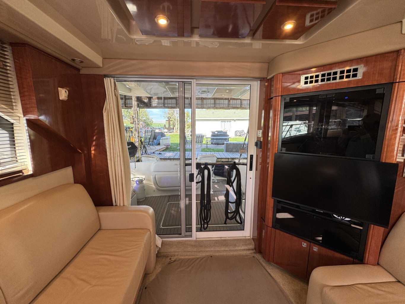 2007 Sea Ray 36 Sedan Bridge