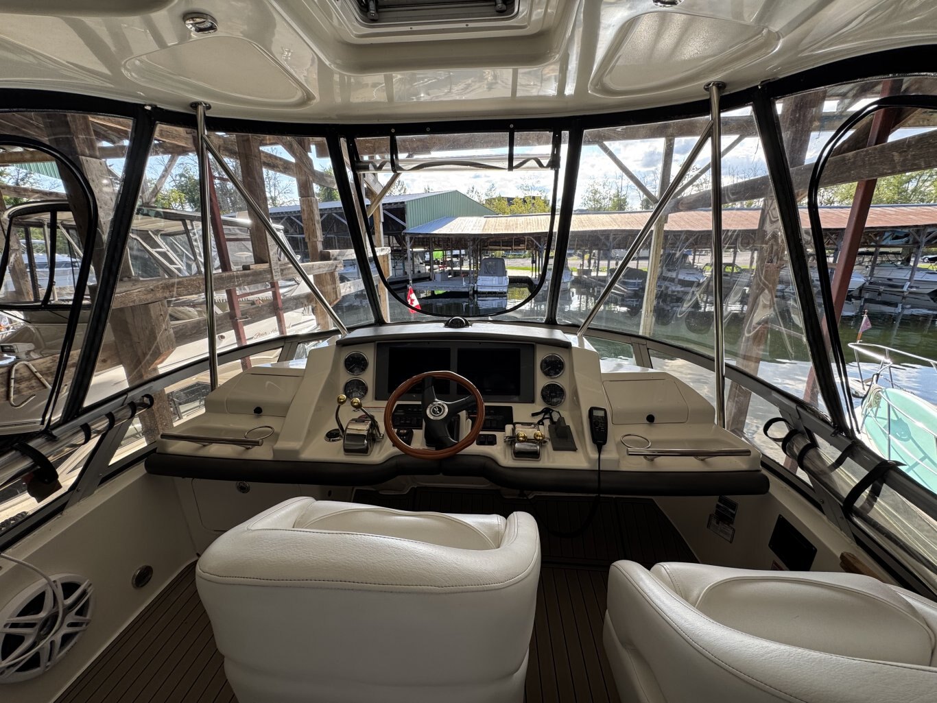 2007 Sea Ray 36 Sedan Bridge