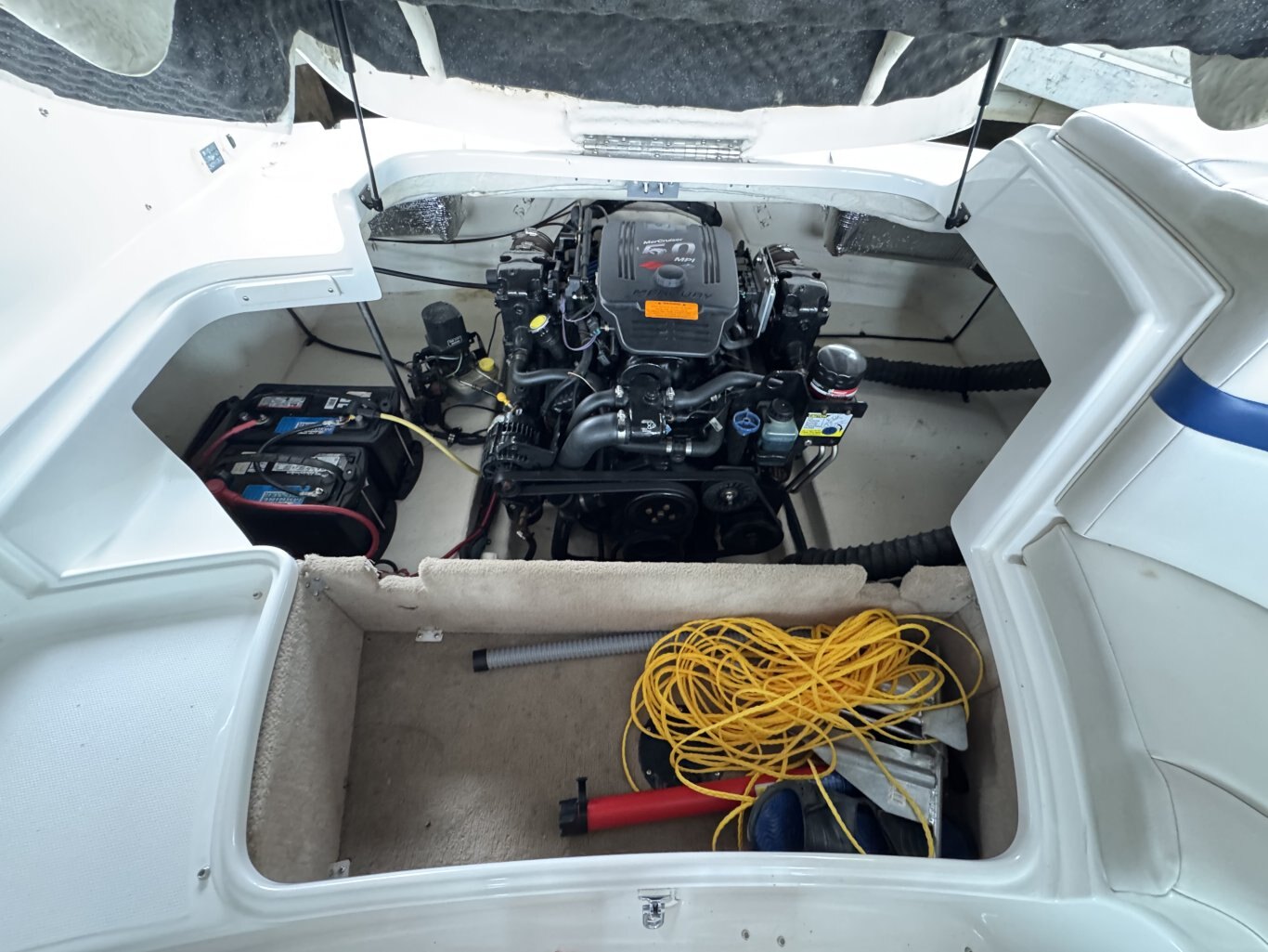 2003 Chaparral 220 SSI