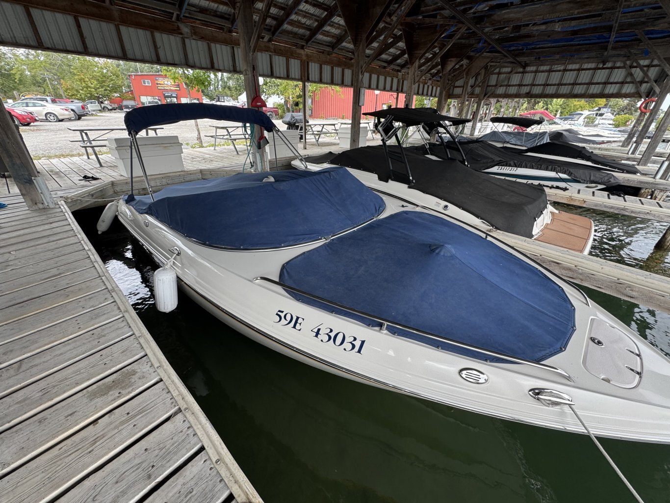 2003 Chaparral 220 SSI