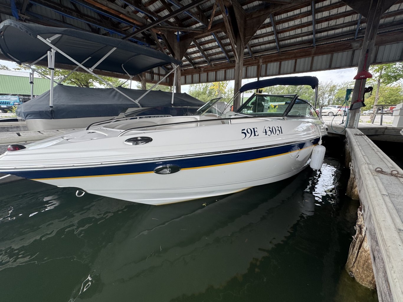 2003 Chaparral 220 SSI