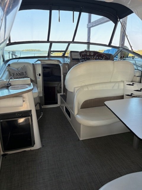 2005 Bennington FS25