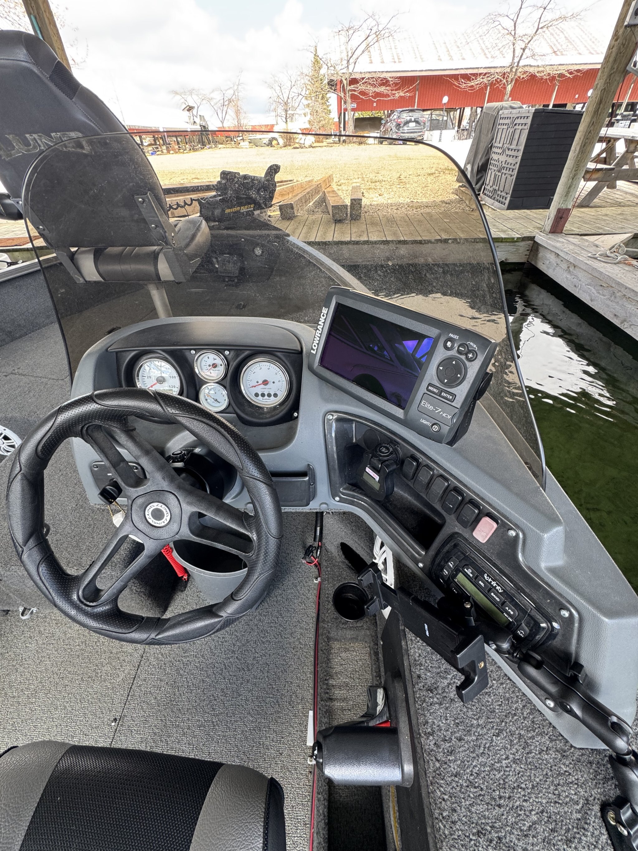 2004 Four Winns 348 Vista
