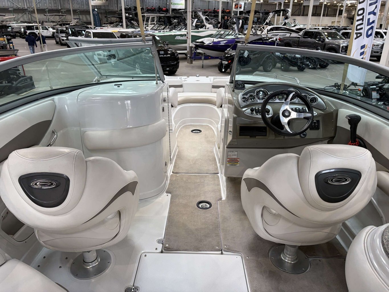 2007 Crownline 252 EX $94/week Endless Summer Fun!