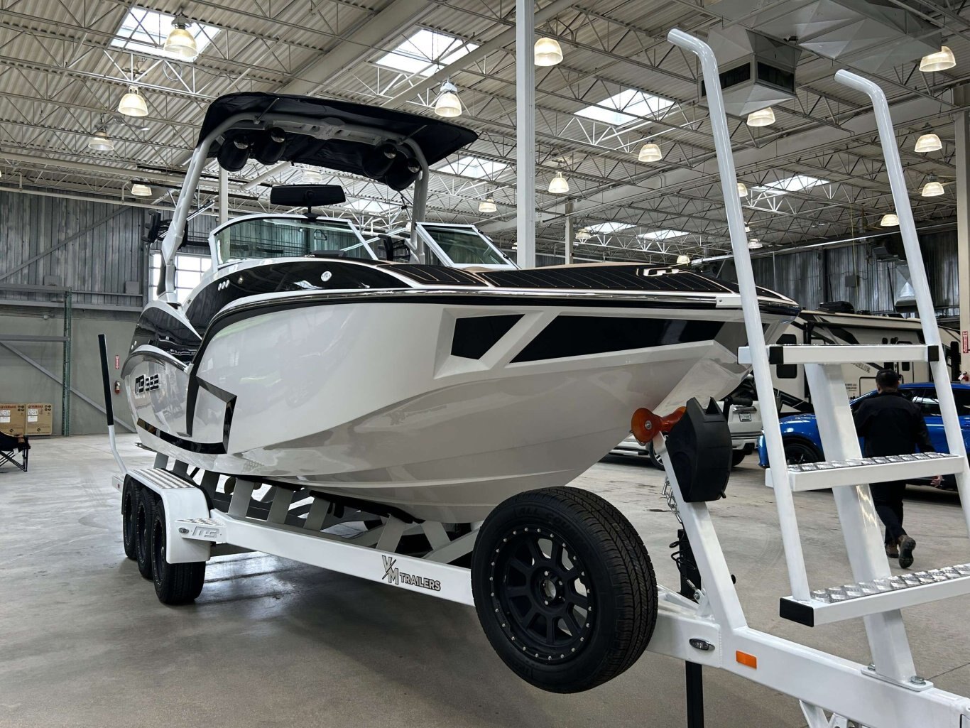 2025 MB Sports B52 25 ALPHA $324/week Ultimate Exceptional Surf!