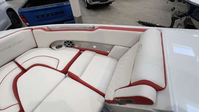 2021 Crownline 240 SS Surf $168/week Enjoy Lake Days Now!