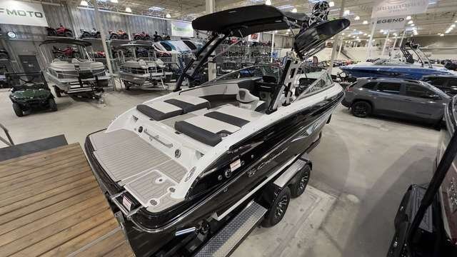 2022 Crownline 240 SS Surf $258/week Phenomenal Surf, Unmatched Design!