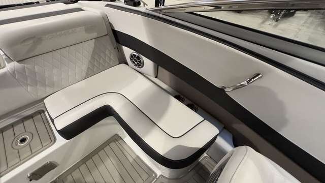 2022 Crownline 240 SS Surf $258/week Phenomenal Surf, Unmatched Design!