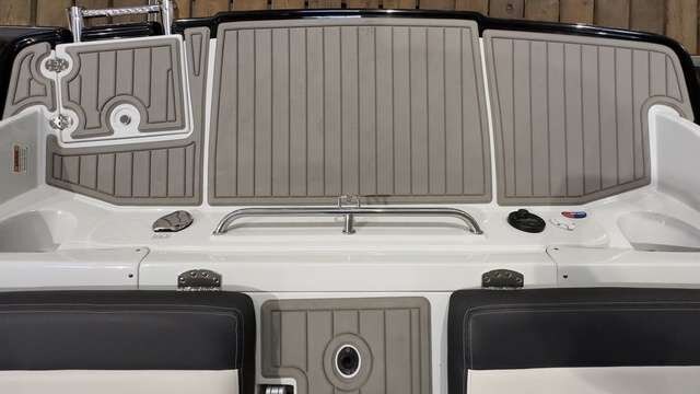 2022 Crownline 240 SS Surf $258/week Phenomenal Surf, Unmatched Design!