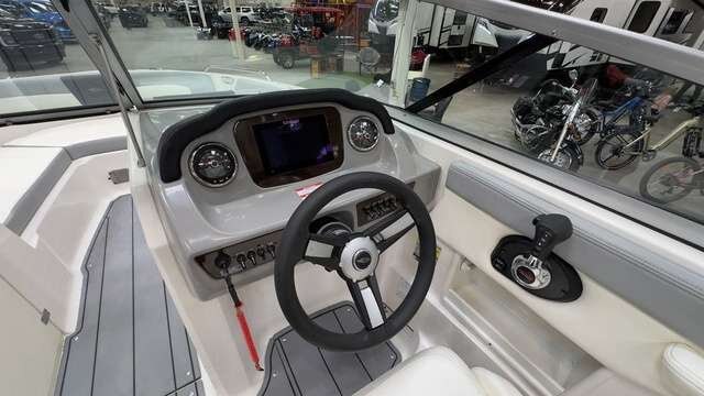 2022 Chaparral 23 SSI $227/week Premium Design, Peak Experience!