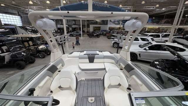 2022 Chaparral 23 SSI $227/week Premium Design, Peak Experience!