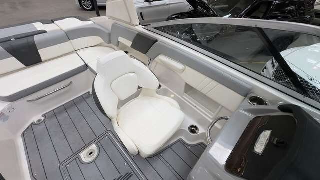 2022 Chaparral 23 SSI $227/week Premium Design, Peak Experience!