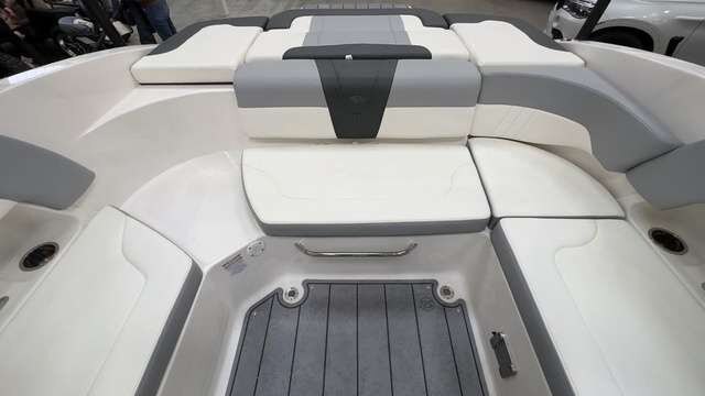 2022 Chaparral 23 SSI $227/week Premium Design, Peak Experience!