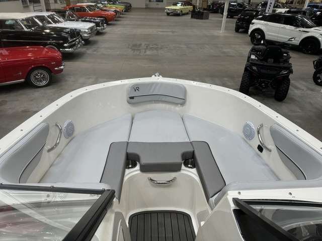 2023 Bayliner VR4 Bowrider Outboard $115/week Fun, Fast & Family Ready
