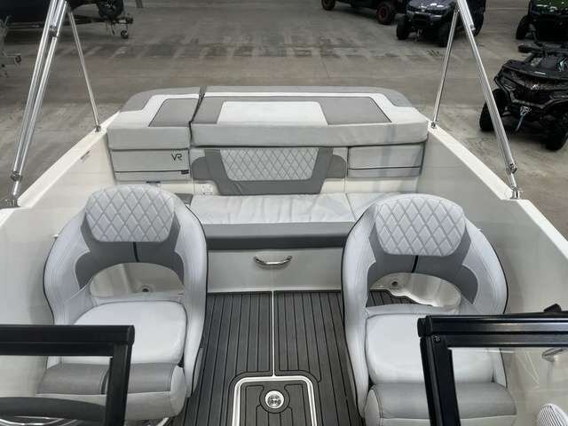 2023 Bayliner VR4 Bowrider Outboard $115/week Fun, Fast & Family Ready