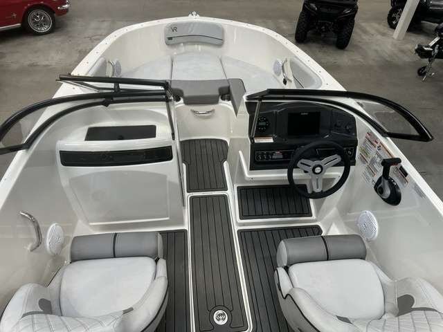 2023 Bayliner VR4 Bowrider Outboard $115/week Fun, Fast & Family Ready