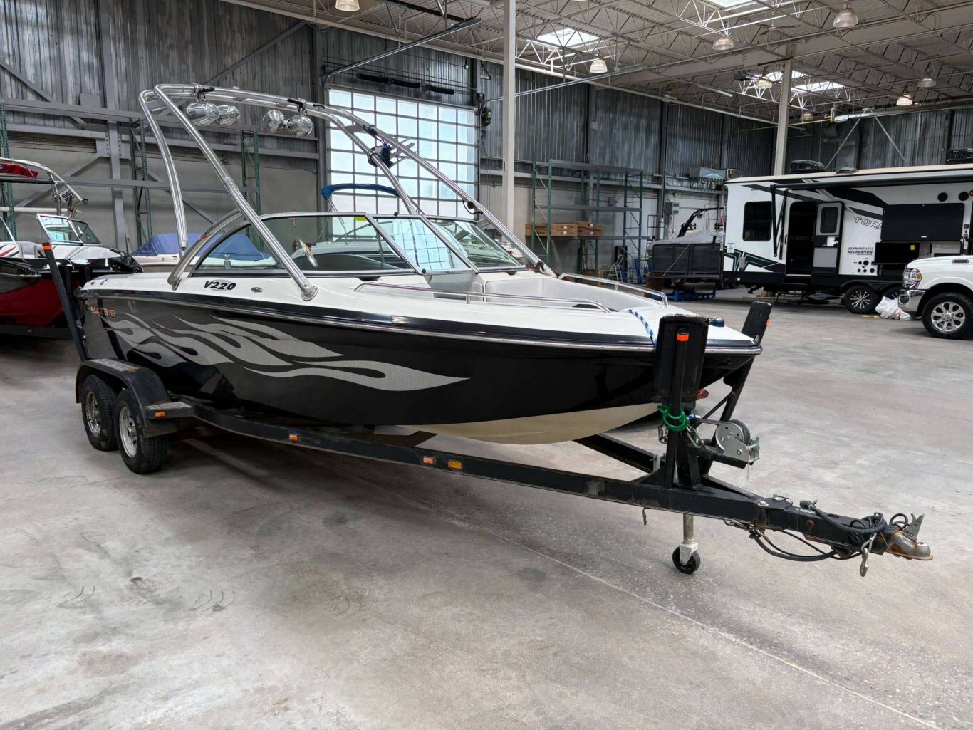 2007 Supreme V220 $124/WEEK! Enjoy Ultimate Summer Fun!