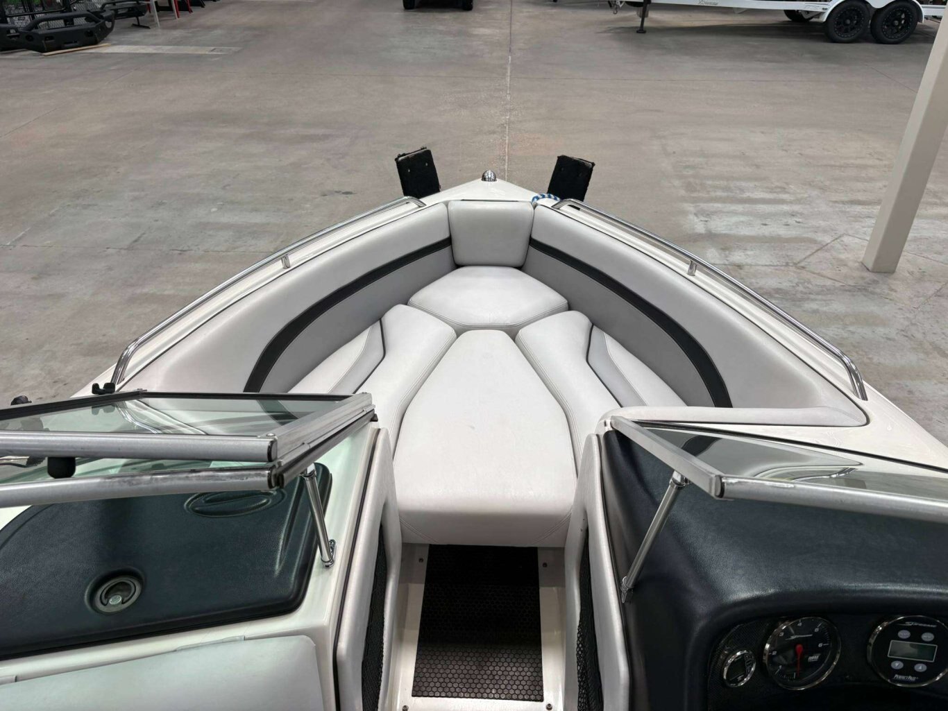 2007 Supreme V220 $124/WEEK! Enjoy Ultimate Summer Fun!