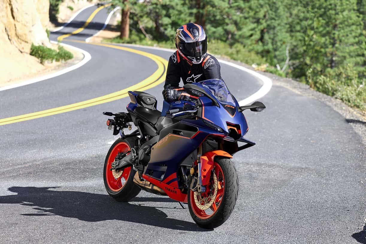 2027 Yamaha YZF R9 Raven