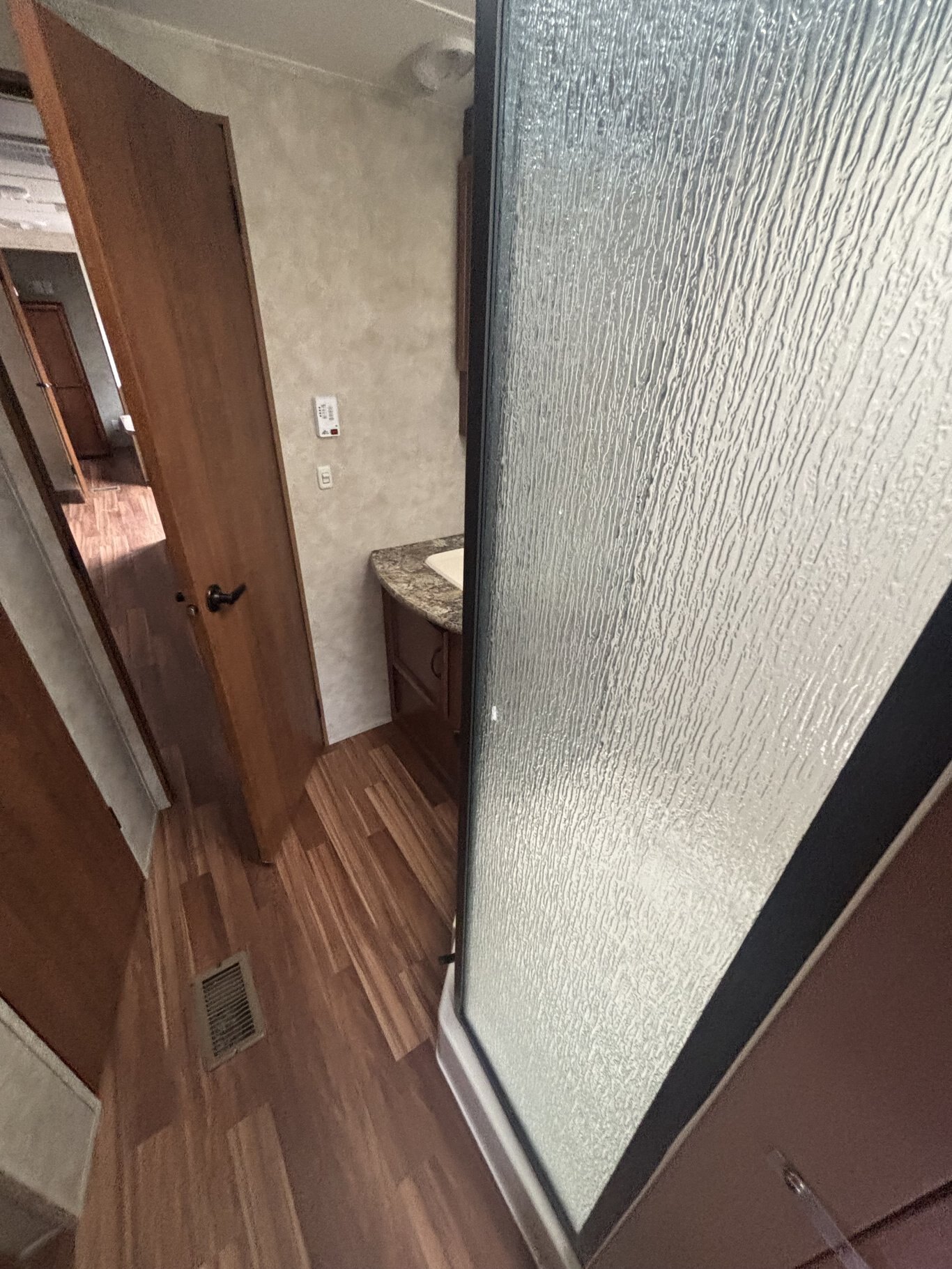 2015 Gulf Stream Kingsport Special Edition 380FRS