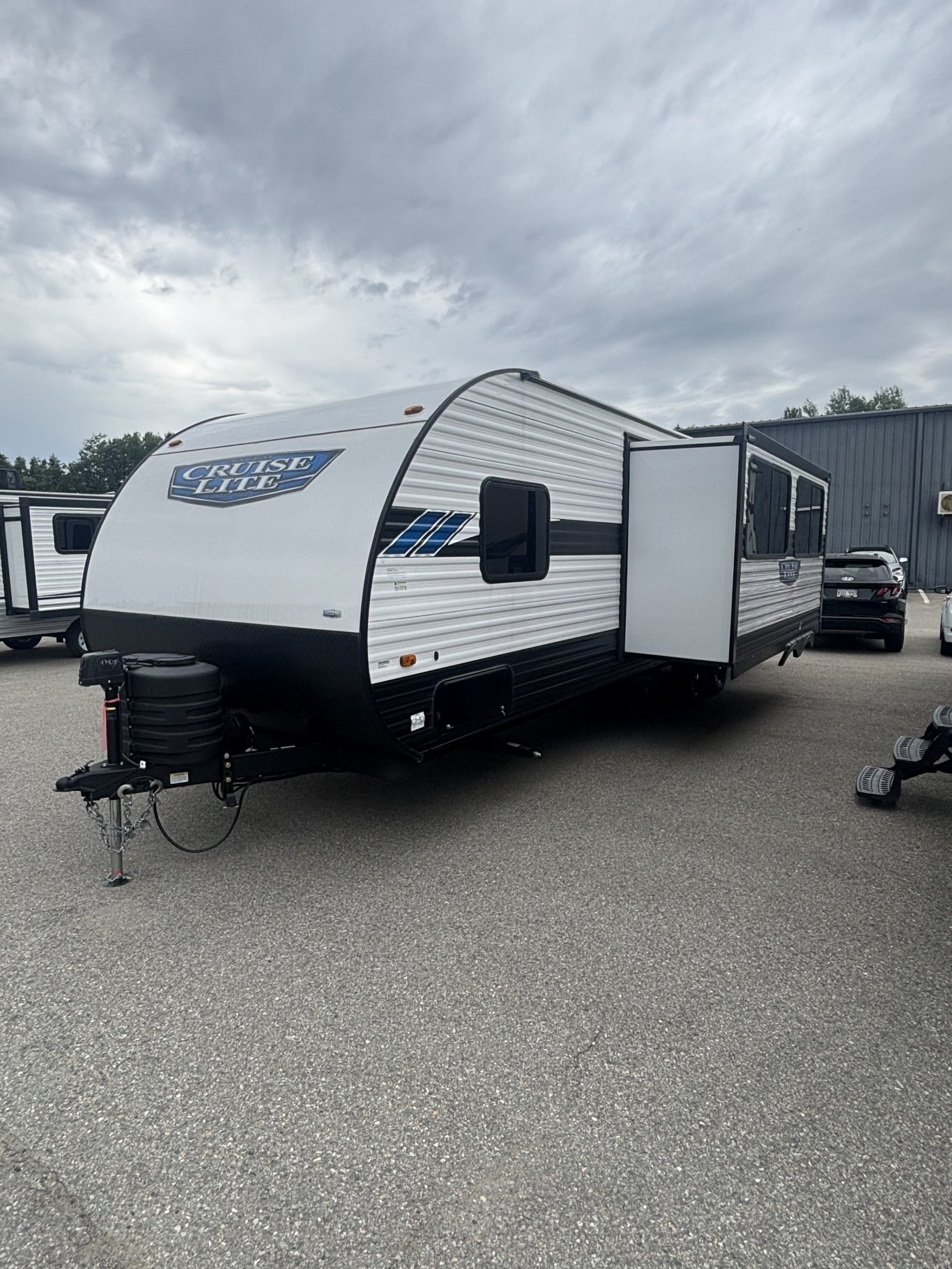 2024 SALEM CRUISE LITE