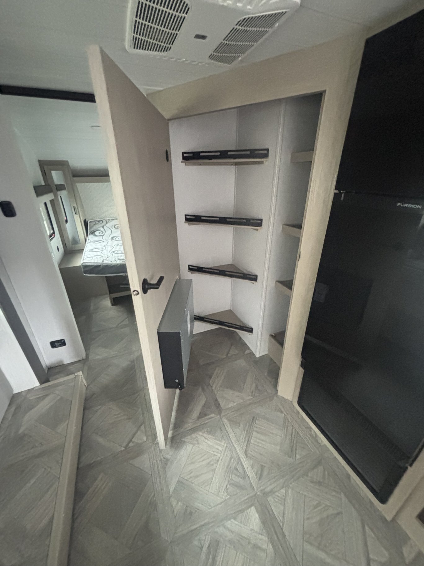 2024 SALEM CRUISE LITE