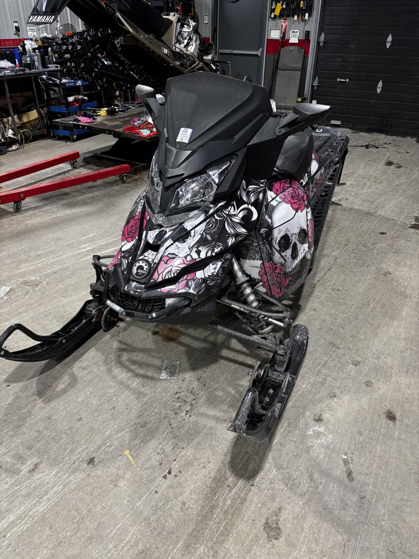 2017 SKI DOO RENEGADE 900 ACE