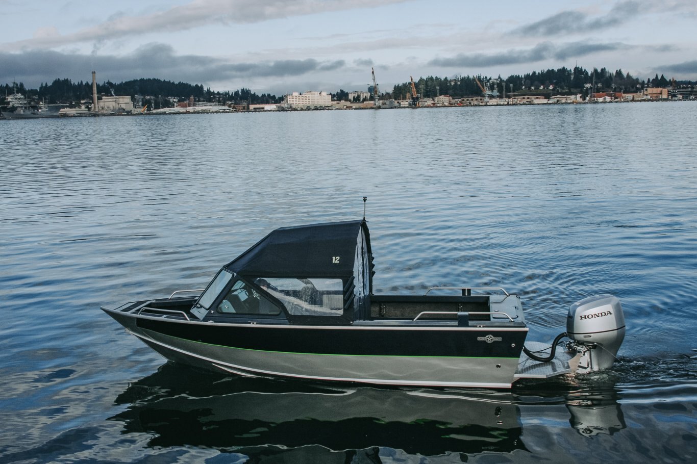 ALLIED BOATS — WARHAWK P22